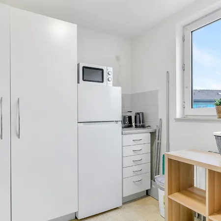 Bege Apartments: Biznest